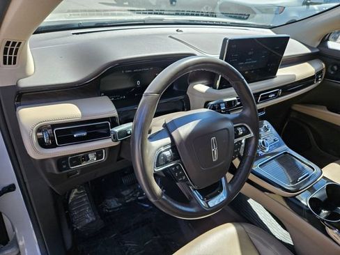 Used 2022 Lincoln Nautilus Reserve AWD/4WD image 13