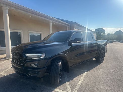 Used 2020 RAM 1500 Limited w/ Black Appearance Package image 5