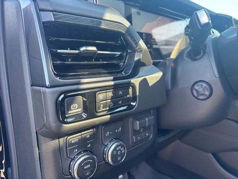 New 2026 GMC Yukon AT4 w/ AT4 Premium Plus Package AWD/4WD image 14