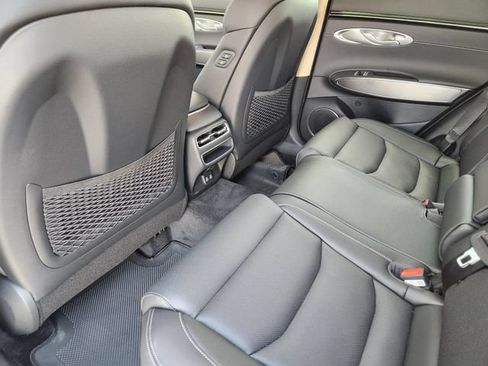 Used 2026 Genesis GV70 2.5T Select AWD/4WD image 22