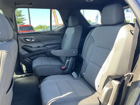 Used 2023 Chevrolet Traverse LT AWD/4WD image 31