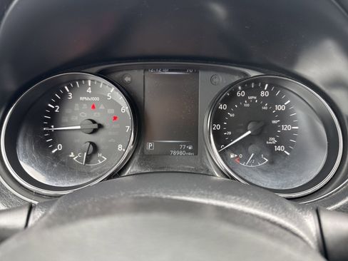 Used 2017 Nissan Rogue S image 22