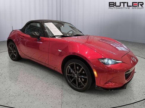 Used 2016 MAZDA MX-5 Miata Club image 4
