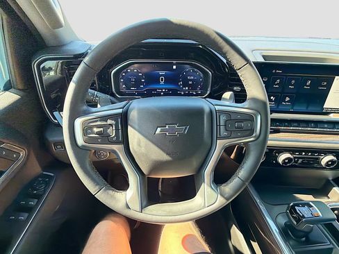Used 2023 Chevrolet Silverado 1500 RST AWD/4WD image 35