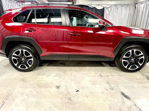 Used 2019 Toyota RAV4 Adventure w/ Cold Weather Package AWD/4WD image 5