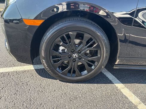 Used 2025 Honda Odyssey Sport-L image 30