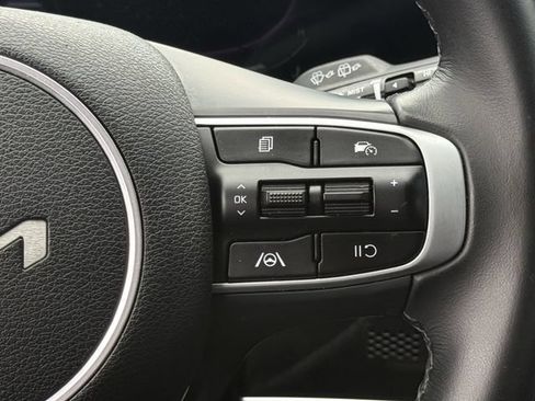 Used 2023 Kia Sportage EX FWD image 14
