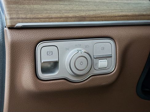New 2026 Mercedes-Benz GLE 450 4MATIC image 10