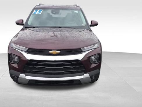 Certified 2023 Chevrolet TrailBlazer LT w/ Convenience Package FWD image 19
