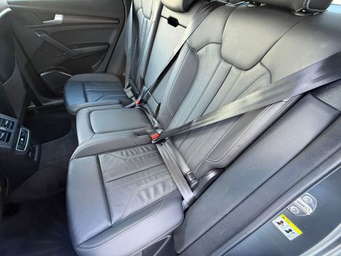 Used 2022 Audi Q5 2.0T Premium image 27