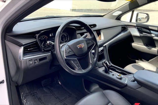 Used 2024 Cadillac XT5 Premium Luxury w/ LPO, Floor Liner Package AWD/4WD image 14