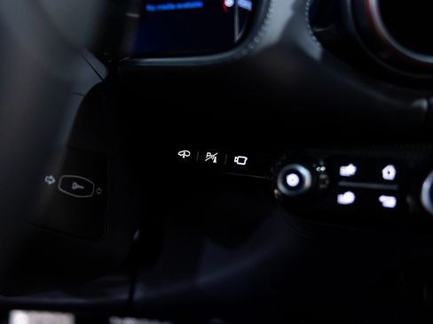 Used 2019 Ferrari 812 Superfast RWD image 45