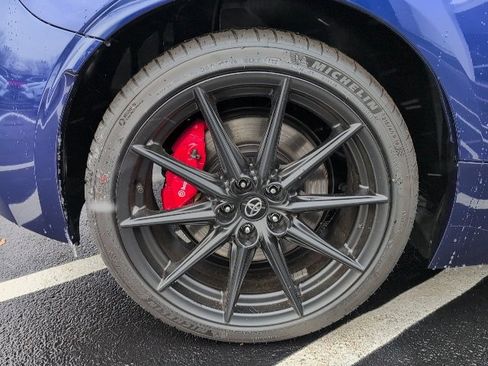 New 2025 Toyota GR86 image 6