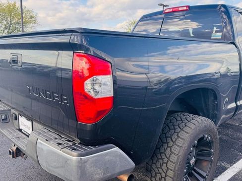Used 2014 Toyota Tundra SR5 w/ SR5 Upgrade Package RWD image 22