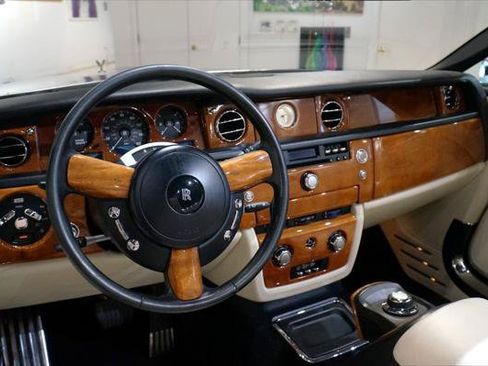 Used 2008 Rolls-Royce Phantom Drophead Coupe RWD image 14
