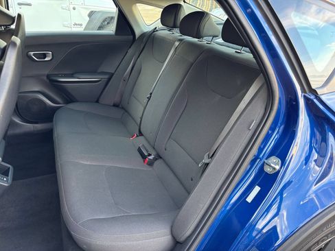 Used 2026 Kia K4 FWD image 37