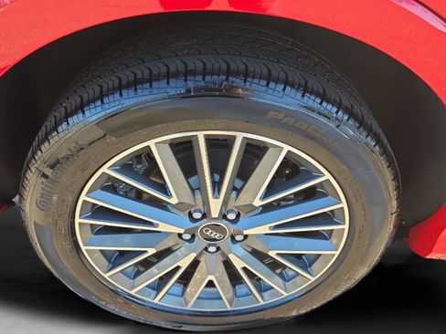 Used 2022 Audi Q3 2.0T Premium w/ Convenience Package image 35