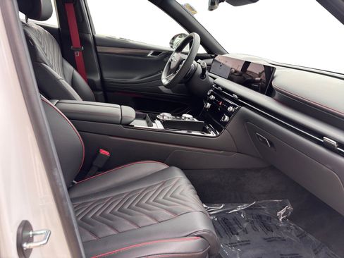 Used 2025 Genesis G80 3.5T Sport AWD/4WD image 15
