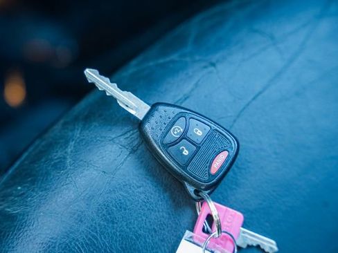 Used 2018 Jeep Wrangler Unlimited Sport image 40