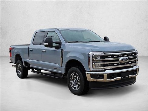 New 2026 Ford F250 Lariat w/ Lariat Premium Package image 7