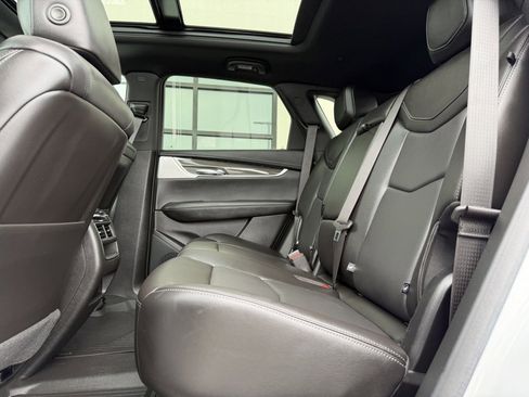 Used 2023 Cadillac XT5 Sportv image 22