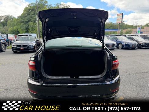 Used 2019 Volkswagen Jetta GLI FWD image 19