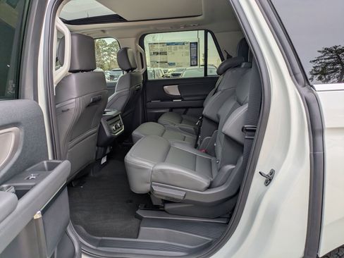 New 2026 Ford Expedition Max Active image 26