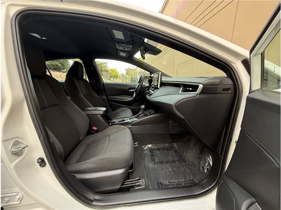 Used 2020 Toyota Corolla SE w/ Protection Package FWD image 12