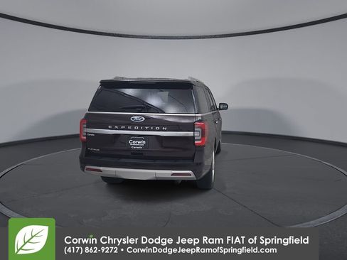 Used 2023 Ford Expedition Platinum AWD/4WD image 13