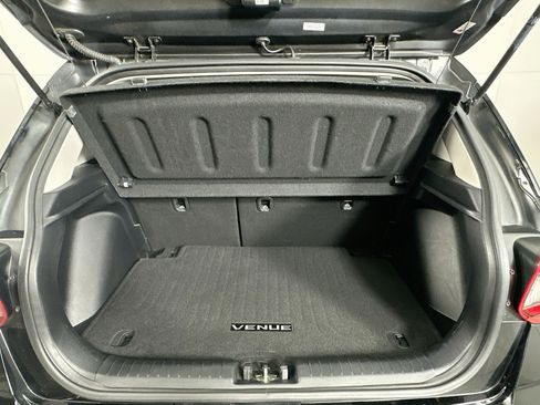 Used 2023 Hyundai Venue SE w/ Cargo Package FWD image 26
