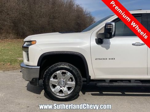 Used 2020 Chevrolet Silverado 2500 LTZ w/ LTZ Plus Package image 10