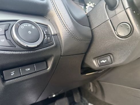 Used 2017 Ford Explorer Platinum image 22