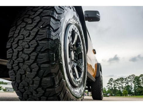 Used 2022 Ford Bronco Badlands AWD/4WD image 10