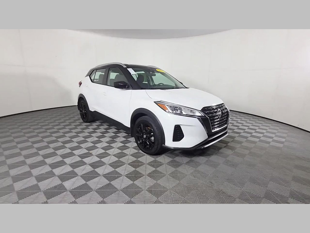 Used 2022 Nissan Kicks SV FWD image 34