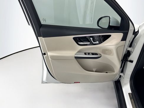 Certified 2026 Mercedes-Benz GLC 300 image 24