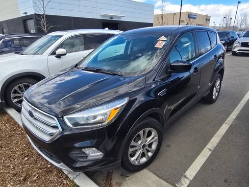 Used 2019 Ford Escape SE image 10
