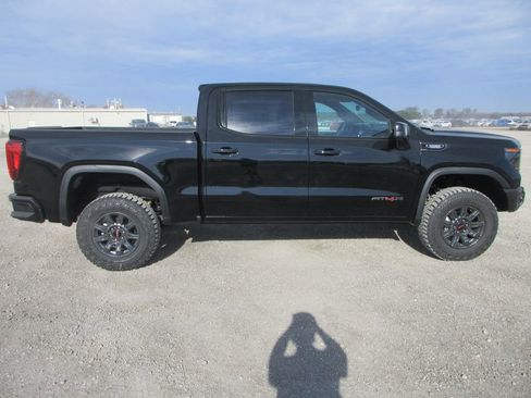 New 2026 GMC Sierra 1500 AT4X image 3
