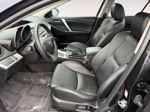 Used 2011 MAZDA MAZDA3 s Grand Touring w/ Tech Pkg image 10