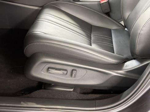 New 2026 Honda HR-V EX-L image 14