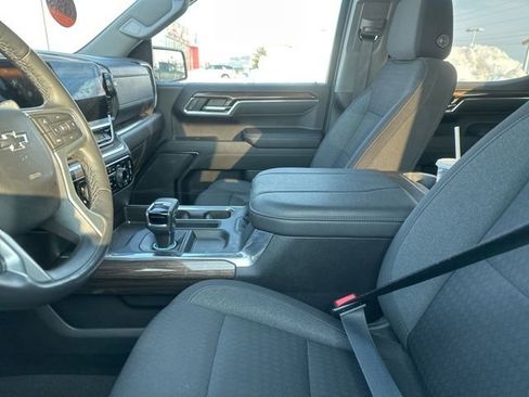 Used 2023 Chevrolet Silverado 1500 RST w/ LPO, Dark Essentials Package image 4