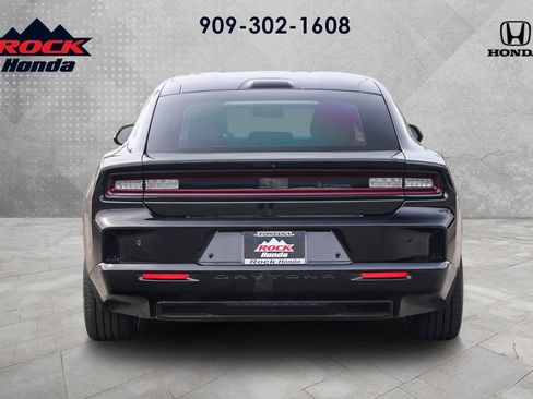 Used 2025 Dodge Charger R/T w/ Quick Order Package 25M R/T image 5