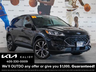 Used 2021 Ford Escape SE w/ SE Sport Appearance Package