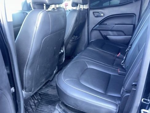 Used 2018 Chevrolet Colorado LT w/ Redline Special Edition image 10