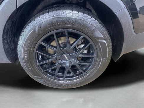 Used 2024 Kia Telluride S w/ S Sunroof Package AWD/4WD image 9