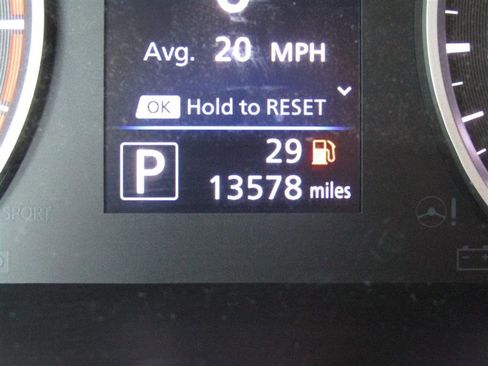 Used 2024 Nissan Sentra S image 35