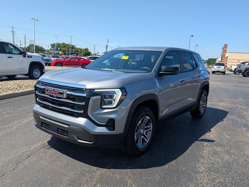 Used 2025 GMC Terrain Elevation AWD/4WD image 3