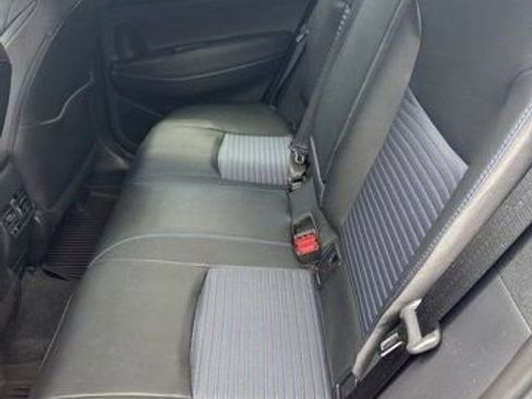 Used 2025 Toyota Corolla Cross AWD Hybrid w/ Convenience Package image 9