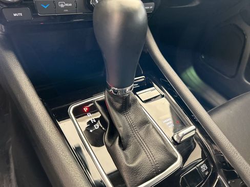 Used 2023 Jeep Compass Altitude image 8