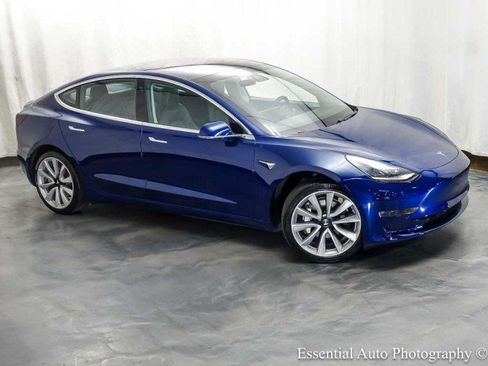 Used 2018 Tesla Model 3 Long Range RWD image 5