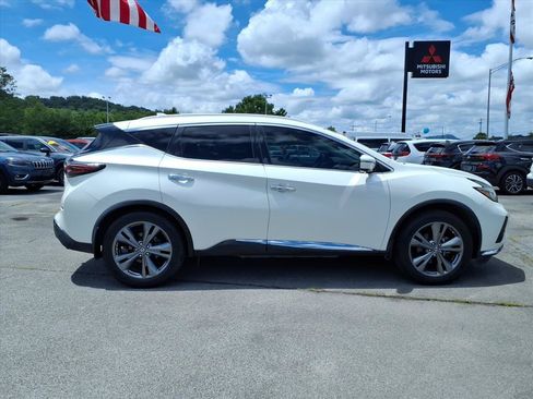 Used 2019 Nissan Murano Platinum w/ Cargo Package FWD image 4